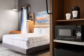 La Quinta Inn & Suites By Wyndham Del Rio