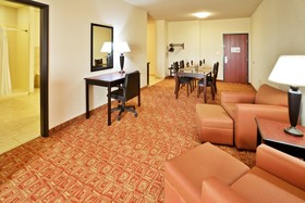 Comfort Inn & Suites Denison - Lake Texoma