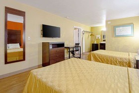 Economy Inn & Suites