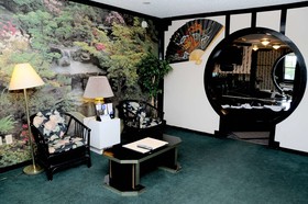 Economy Inn & Suites