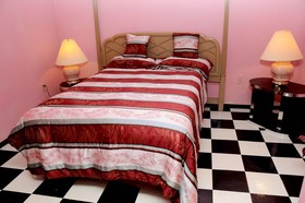 Economy Inn & Suites