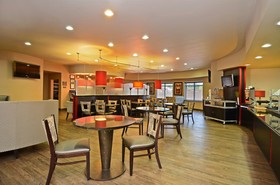Best Western Premier Crown Chase Inn & Suites