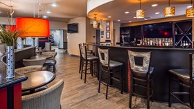 Best Western Premier Crown Chase Inn & Suites