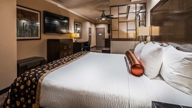 Best Western Premier Crown Chase Inn & Suites