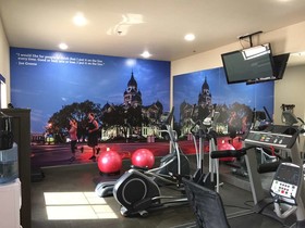 Best Western Premier Crown Chase Inn & Suites