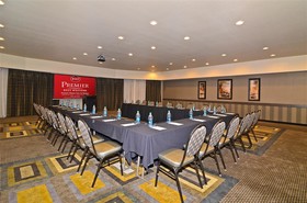 Best Western Premier Crown Chase Inn & Suites