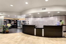 Best Western Premier Crown Chase Inn & Suites