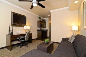 Best Western Premier Crown Chase Inn & Suites