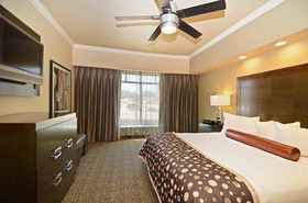 Best Western Premier Crown Chase Inn & Suites