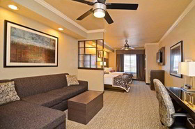 Best Western Premier Crown Chase Inn & Suites