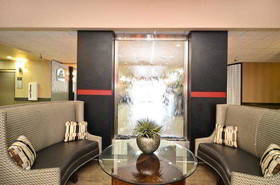 Best Western Premier Crown Chase Inn & Suites