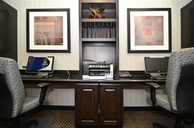 Best Western Premier Crown Chase Inn & Suites