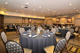 Best Western Premier Crown Chase Inn & Suites