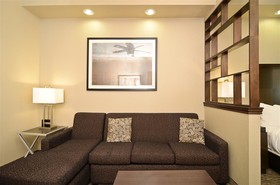 Best Western Premier Crown Chase Inn & Suites