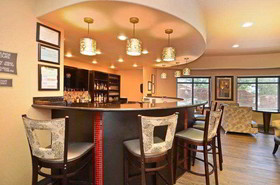 Best Western Premier Crown Chase Inn & Suites
