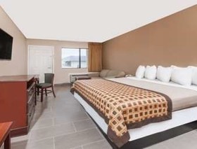 Deluxe Inn Denton