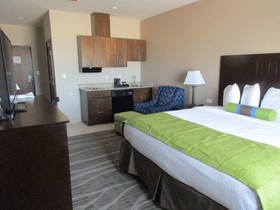 Best Western Plus Denver City Hotel & Suites