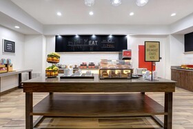 Hampton Inn & Suites Dallas-DeSoto