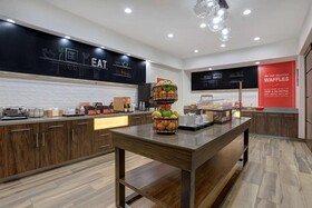 Hampton Inn & Suites Dallas-DeSoto
