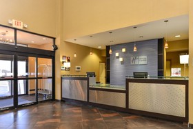Holiday Inn Express Hotel & Suites Dallas South - Desoto