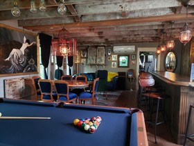 Cedar Oaks Inn