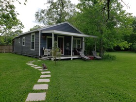 Cedar Oaks Inn