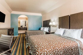 Days Inn by Wyndham Dickinson TX