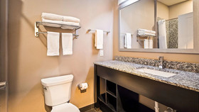 Best Western Plus Dilley Inn & Suites