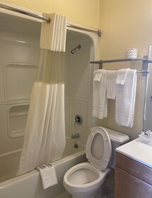 Relax Inn