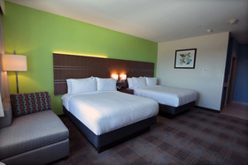 Holiday Inn Express & Suites Dripping Springs - Austin Area