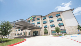 Holiday Inn Express & Suites Dripping Springs - Austin Area
