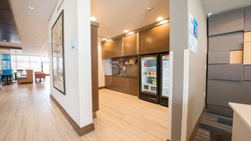 Holiday Inn Express & Suites Dripping Springs - Austin Area