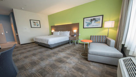 Holiday Inn Express & Suites Dripping Springs - Austin Area