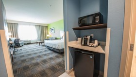 Holiday Inn Express & Suites Dripping Springs - Austin Area