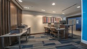 Holiday Inn Express & Suites Dripping Springs - Austin Area