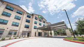 Holiday Inn Express & Suites Dripping Springs - Austin Area