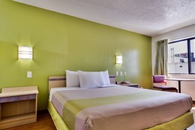 Motel 6 Dallas - Duncanville