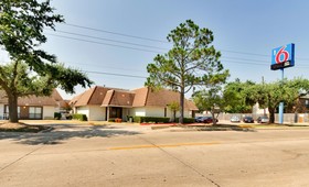 Motel 6 Dallas - Duncanville
