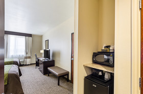 Comfort Inn & Suites Lakeside
