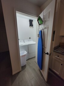 Jmr Suites