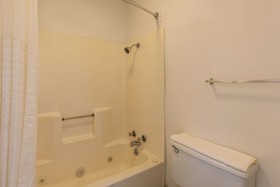 Super 8 by Wyndham Eastland