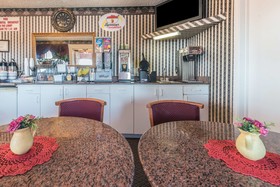 Super 8 by Wyndham Eastland