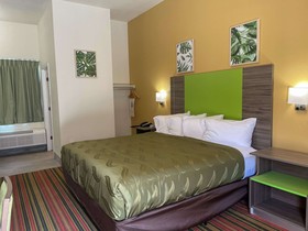 Quality Inn and Suites Elgin