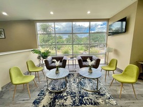 Quality Inn and Suites Elgin