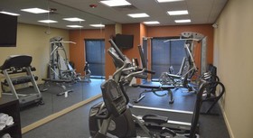 Best Western Plus Elmendorf Hotel