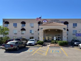 Americas Best Value Inn - Medical Center / Airport
