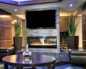 Comfort Inn & Suites I-10 Airport