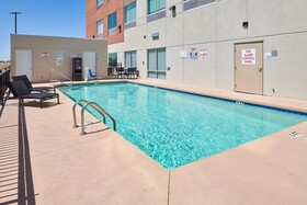 Holiday Inn Express & Suites El Paso East-Loop 375