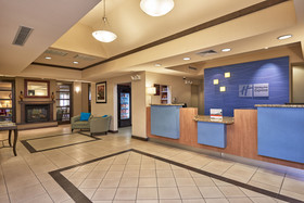Holiday Inn Express & Suites El Paso Airport