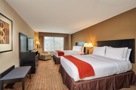Holiday Inn Express & Suites El Paso Airport